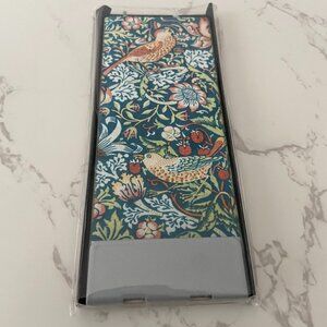 Flatyz Flat Hand-crafted Candle with stand